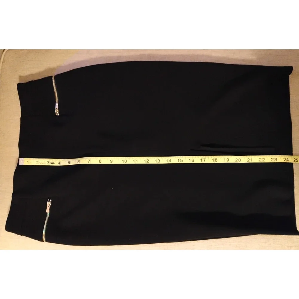 Pencil Skirt Knee Length Front Slit Zip Detail Stretch Office Minimalist Size 6
